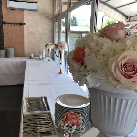 Motel Calypso トラヴニク エクステリア 写真