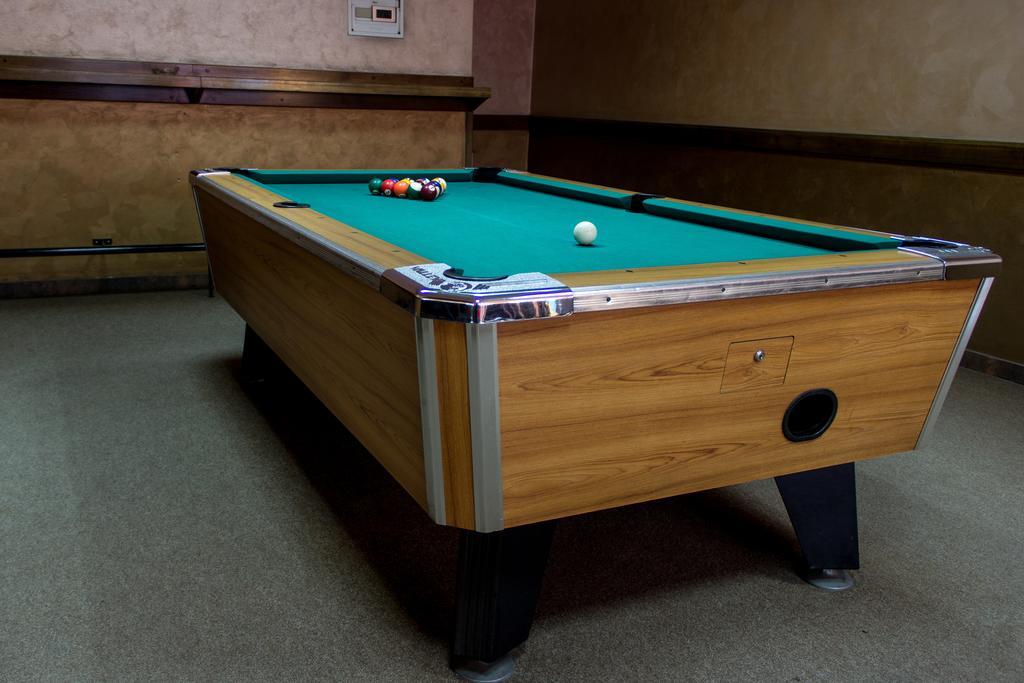 Motel Calypso トラヴニク エクステリア 写真